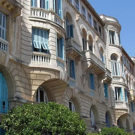 Apartamento Lovely Duplex In A Palace
