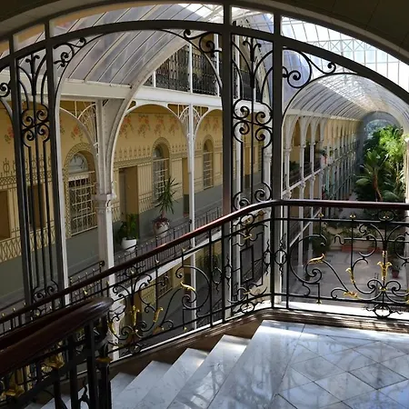Lovely Duplex In A Palace Apartamento Beausoleil
