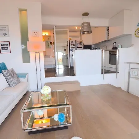 Lovely Duplex In A Palace *