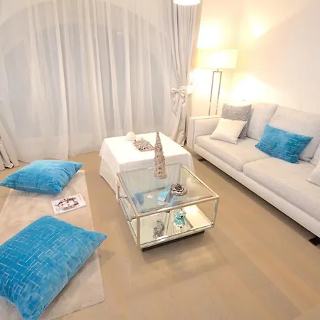 Apartamento Lovely Duplex In A Palace
