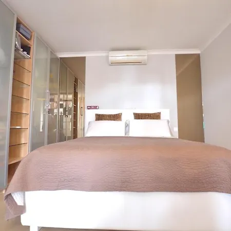 Lovely Duplex In A Palace Apartamento *